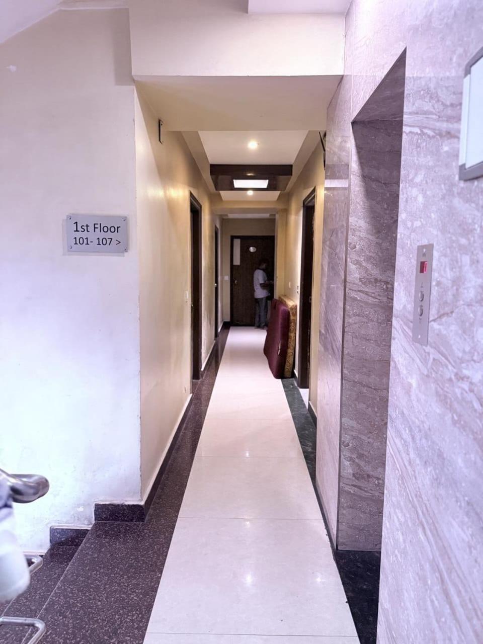 Rajkamal Palace - Near Kashi Vishwanath Temple Varanasi Exterior foto